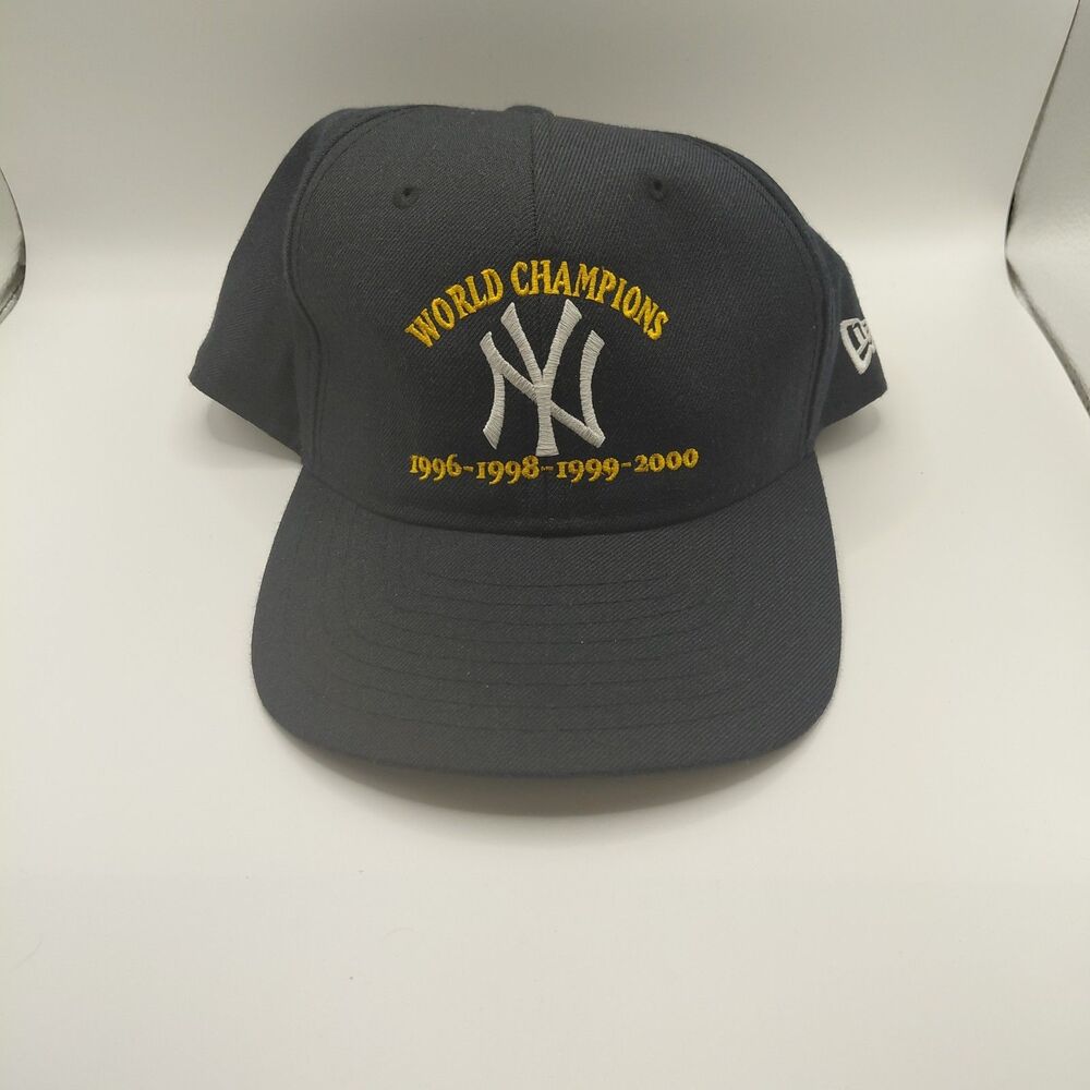 New York Yankees World Champions Hat 1996 1998 1999 2000 M/L New Era Snapback
